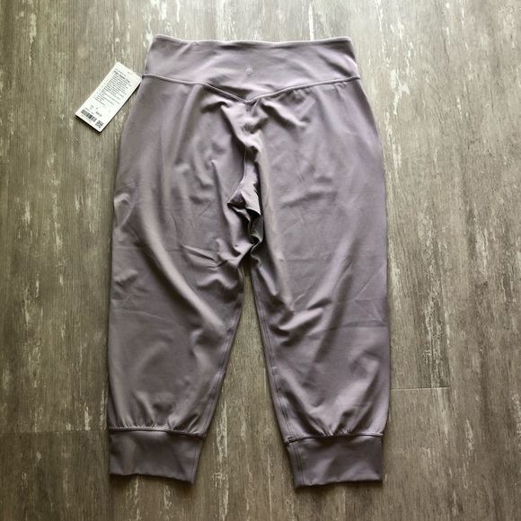 Lululemon Align Jogger Crop *23" - VIVB - Picture 11 of 14